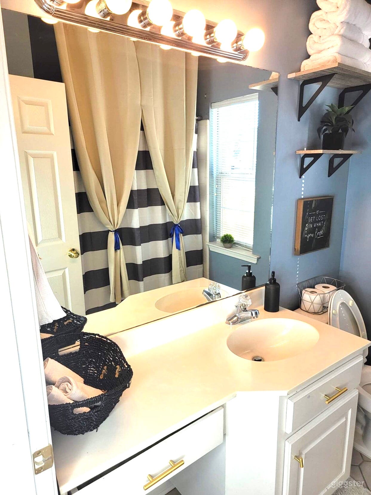 Private House w Pool Photo 2