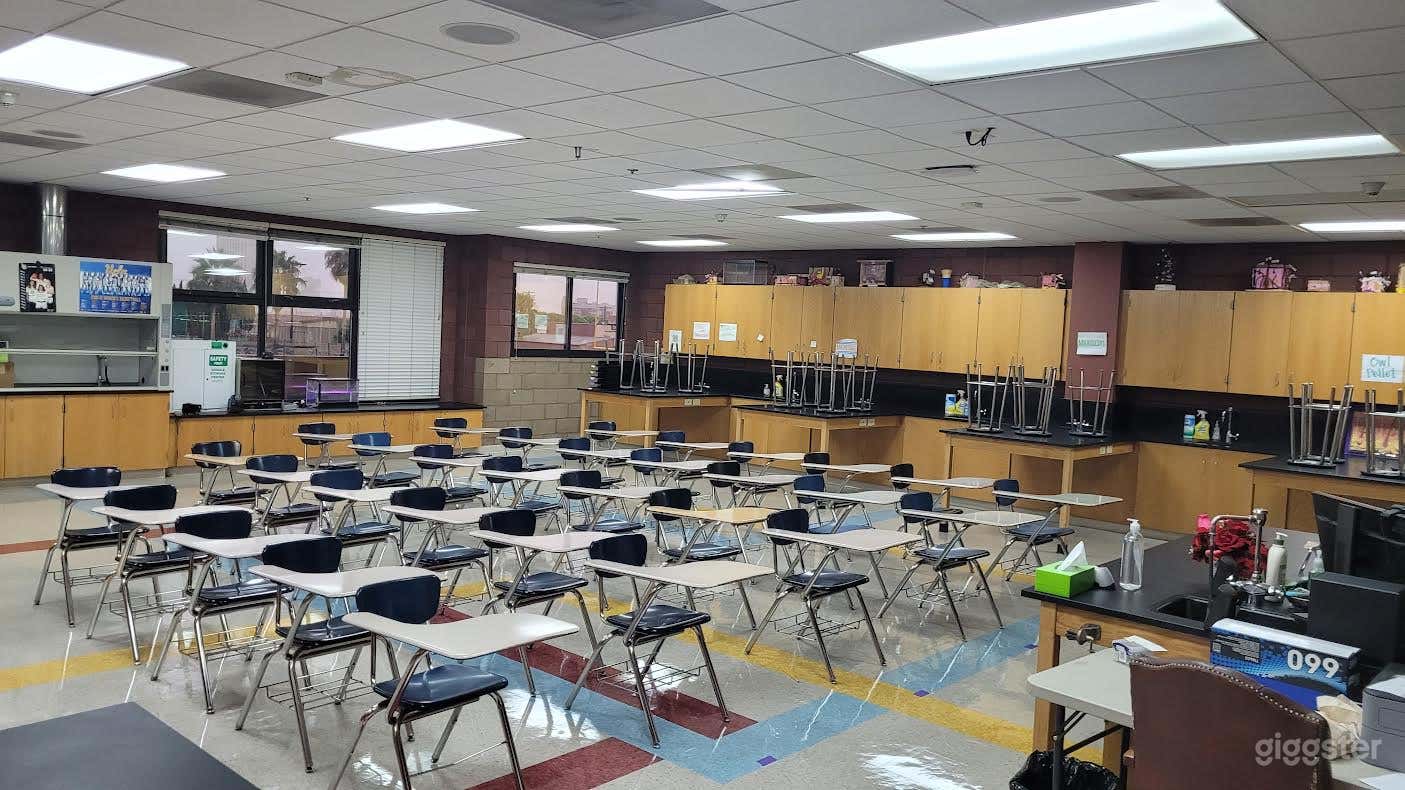 #21,000 School, Theater Los Angeles Photo 2