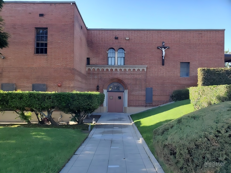  #21,000 School, Theater Los Angeles 