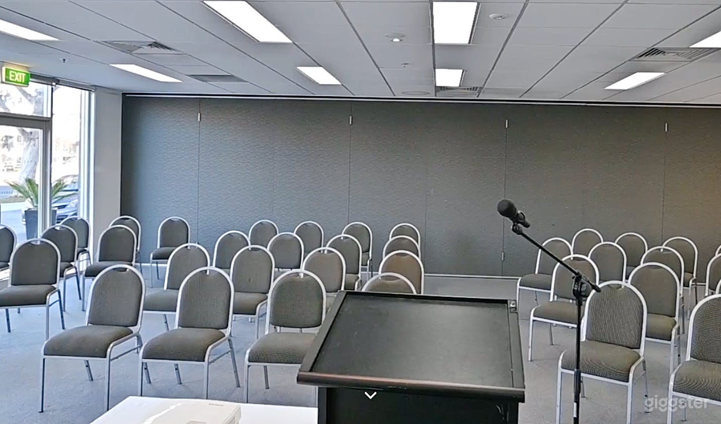 BRINDABELLA  Photo 3