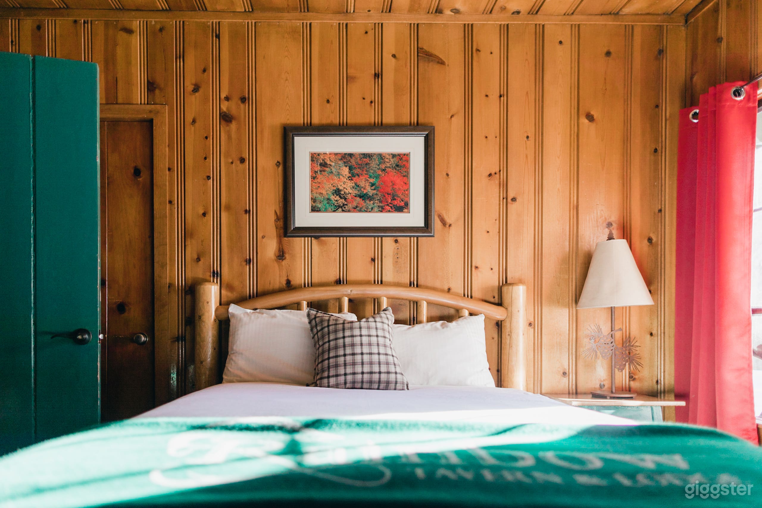 Rainbow Lodge Indoor Lounge Photo 4