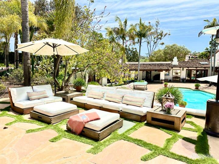 Old world hacienda pool &amp; pool courtyard Photo 4