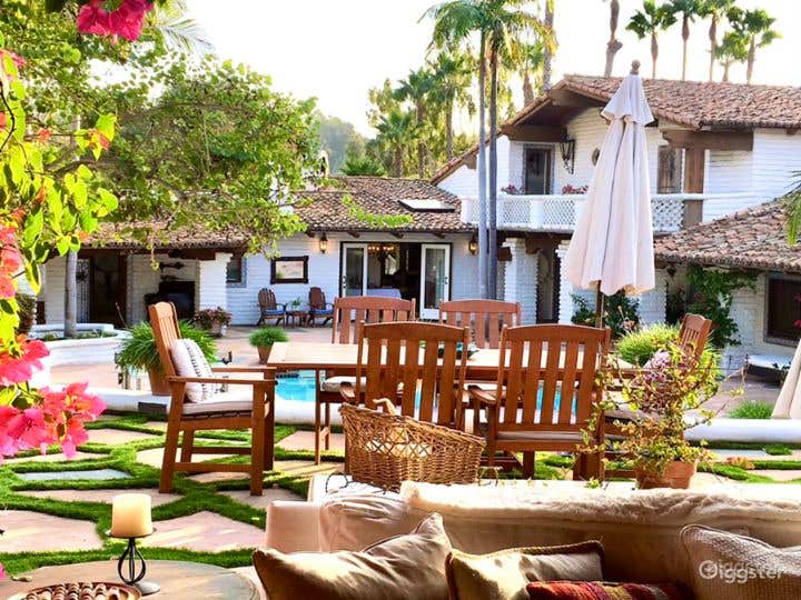 Old world hacienda pool &amp; pool courtyard Photo 3