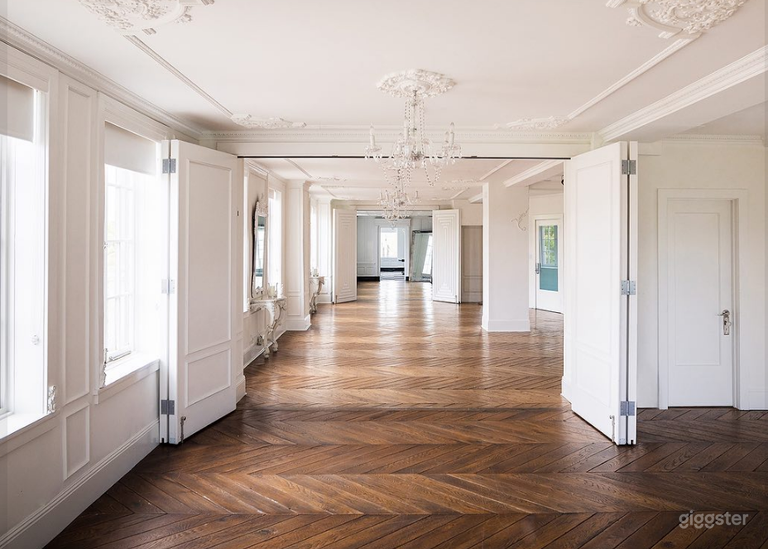  The Versatile Studio 