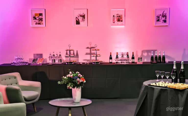  Classy Conference Room in Paris 