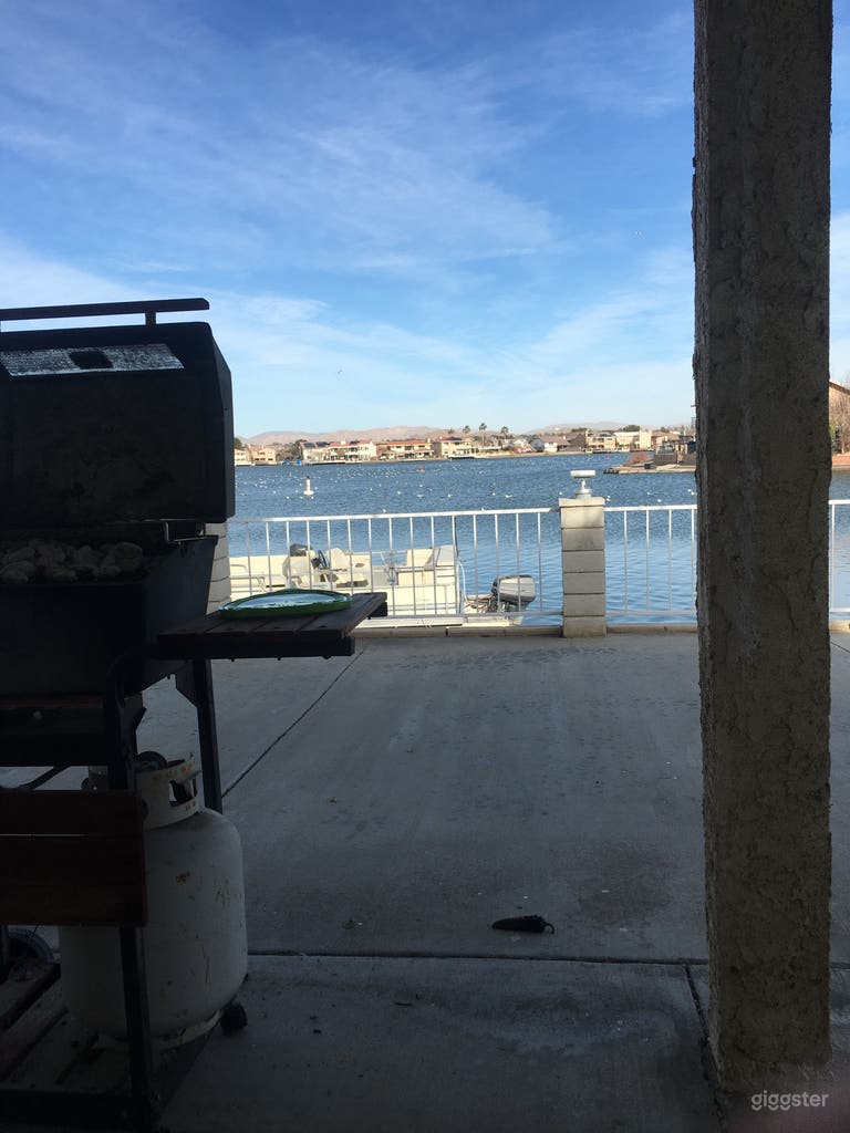  600 sqft lakeside patio  