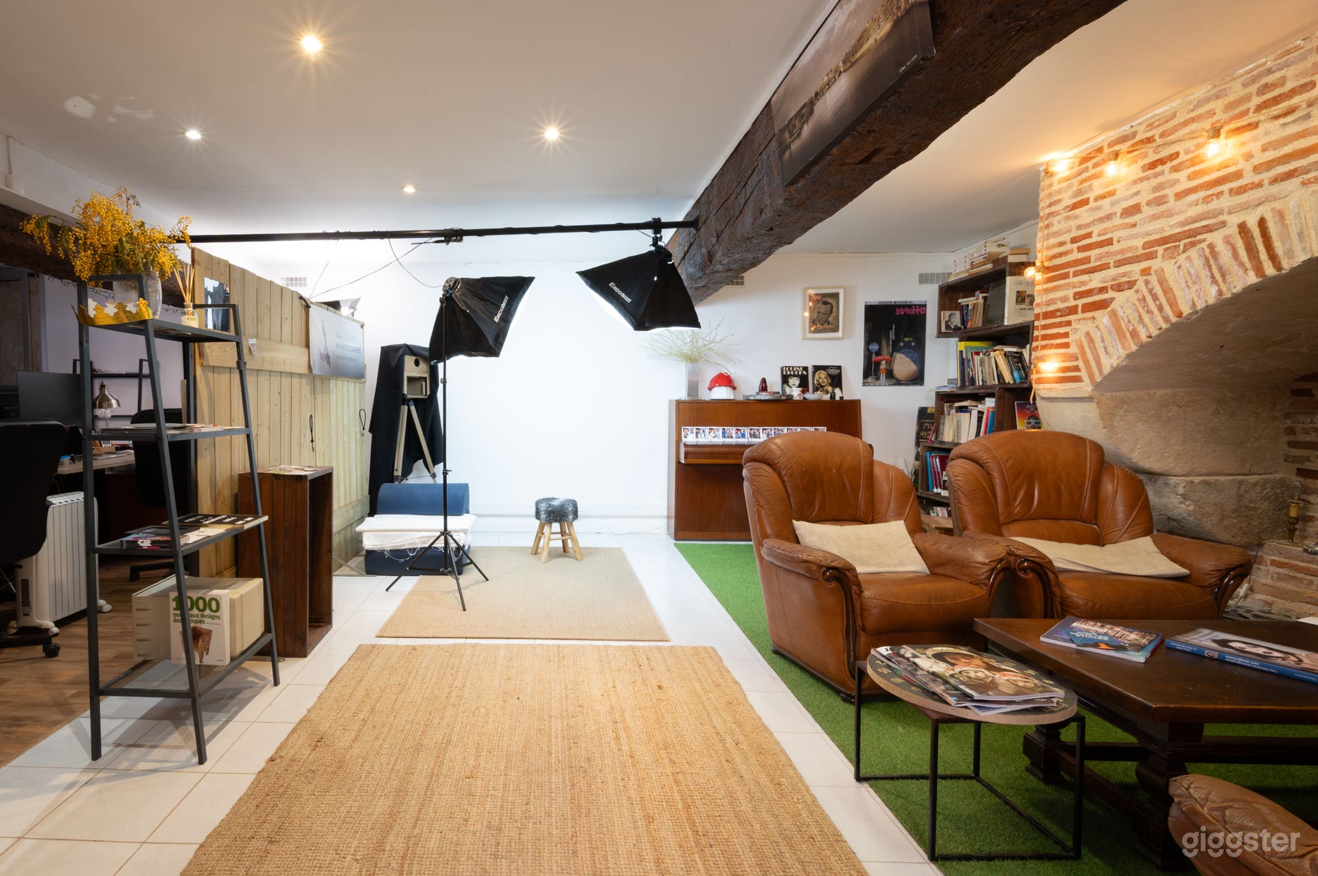 Photo de Un Hub Créatif de 200m² à Toulouse pour le Tournage. 4