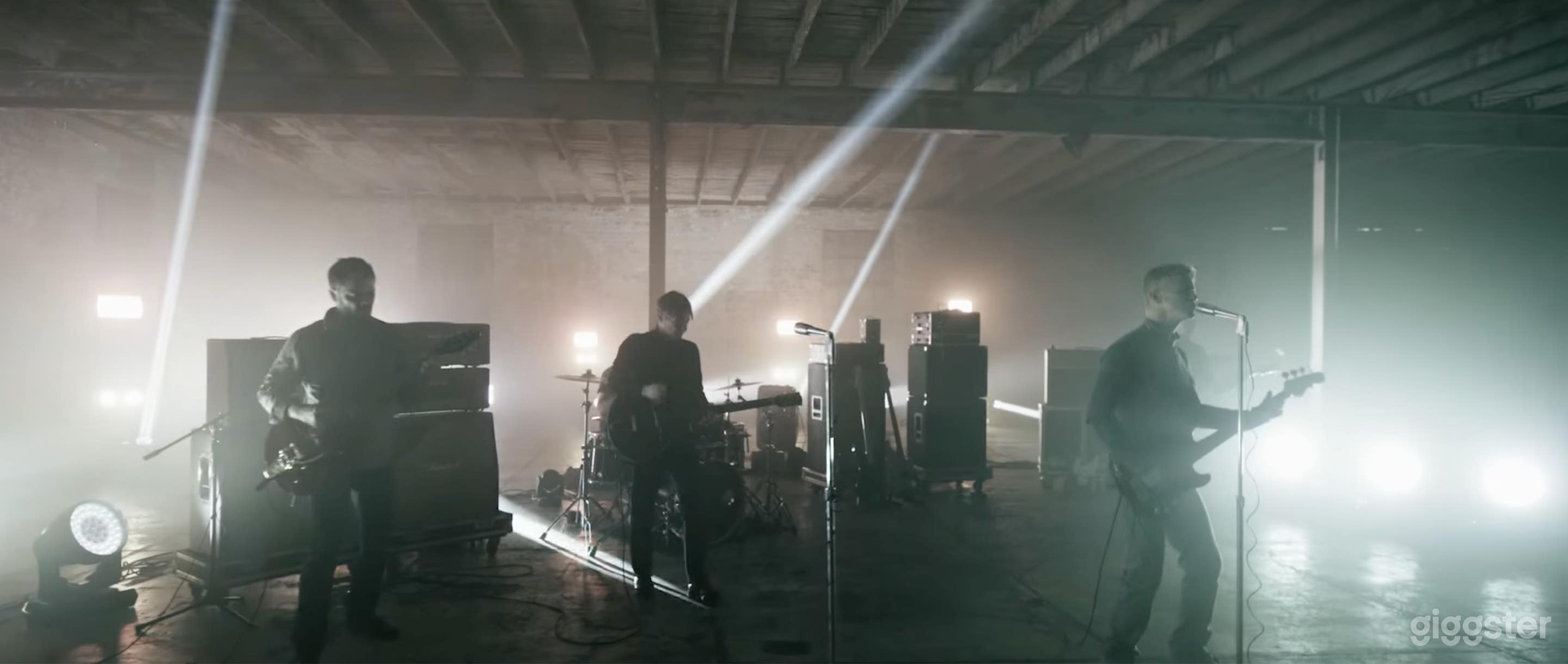 Vintage Historic Brick Warehouse  Photo 4