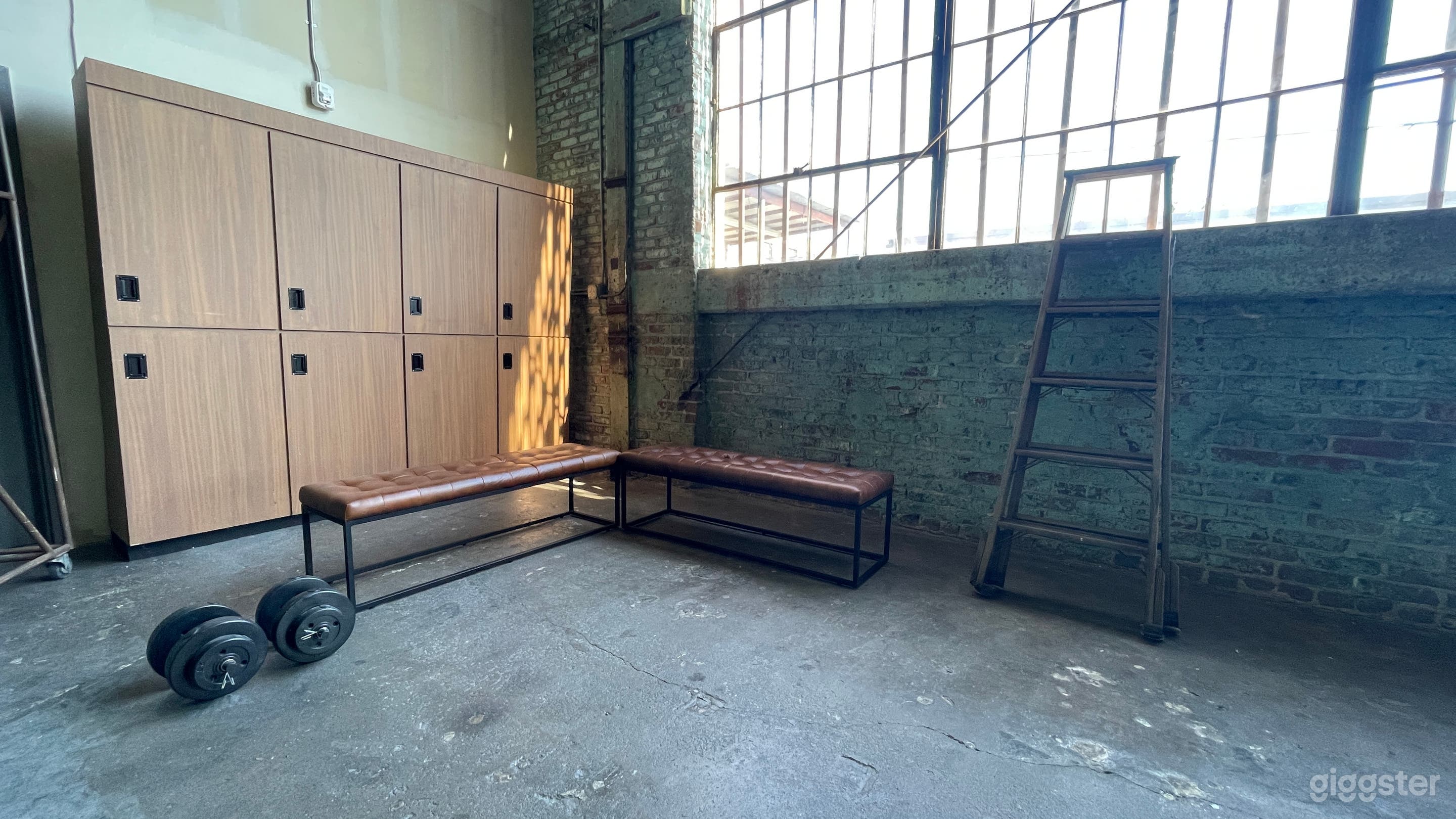 Wooden Locker Room Set Photo 4