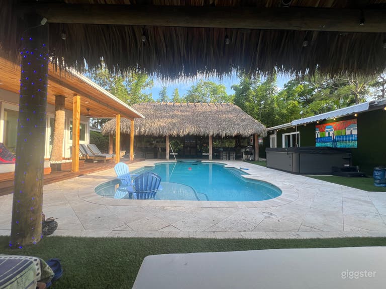  Astonishing Artist Resort in Delray Beach, FL 