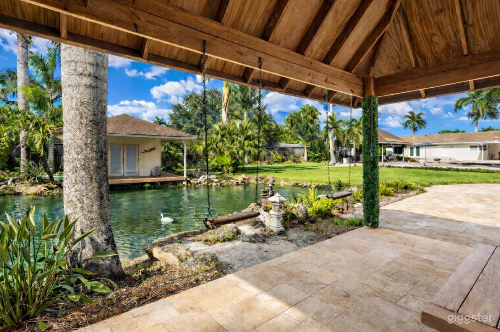 Villa Serena - Celebrate Dreams, Create Memories  Photo 3