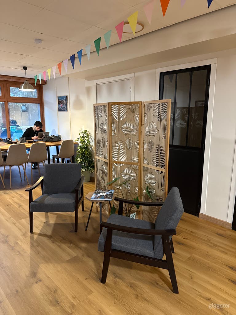  80m² Venue for Rent in the Heart of Paris – Ideal  