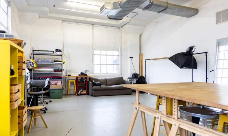  Natural Sun Light Artist Loft 