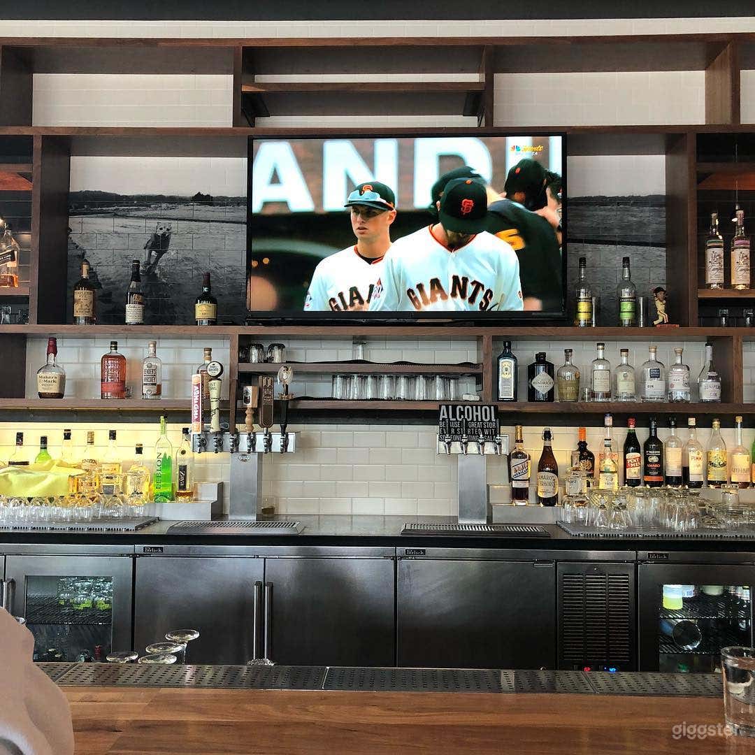 Eclectic Vibes Taproom in San Francisco Photo 1