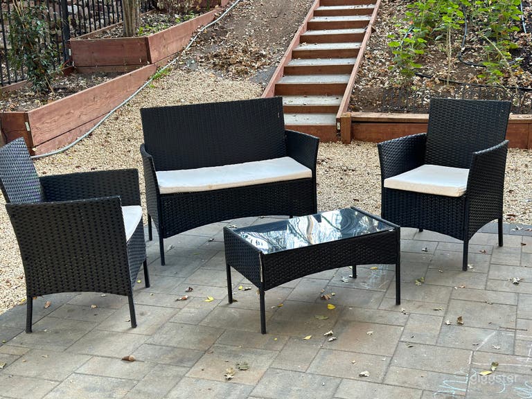  Naturally Shaded Creekside Venue 