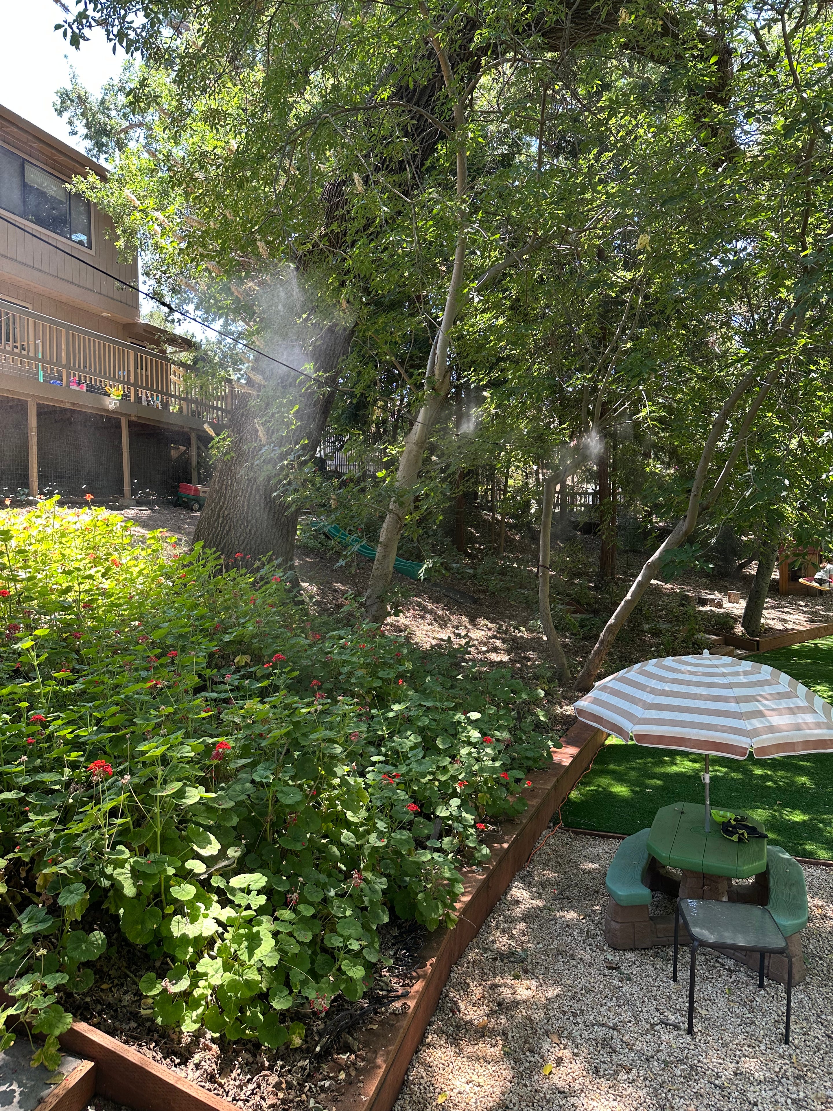 Cooling Mist spray refreshing in hot days