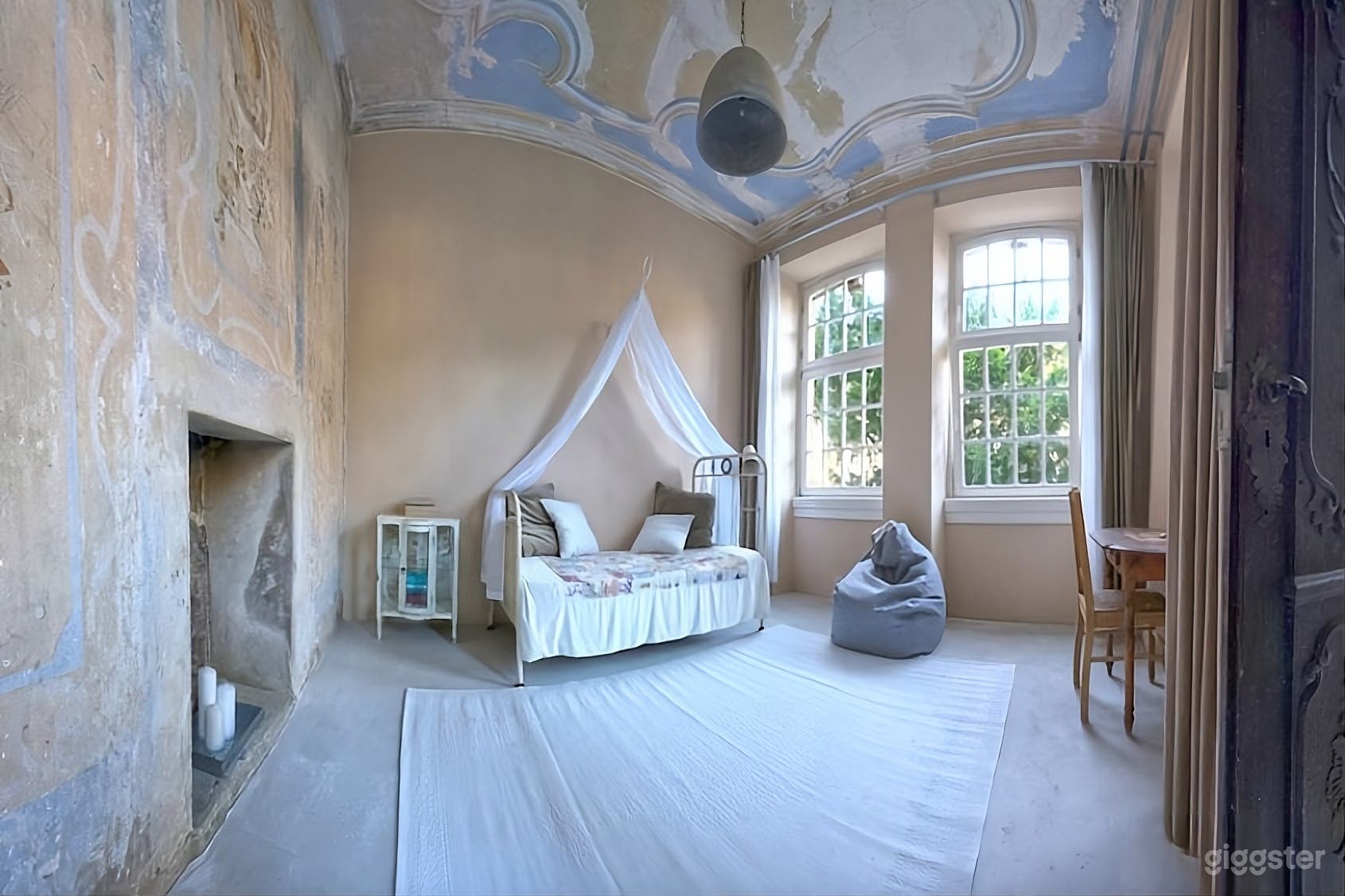 Villa aus dem 18. Jahrhundert mit Brücke in Monschau Foto 4
