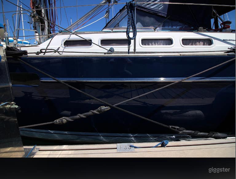  Luxurious, 57 ft Sailing Sloop 