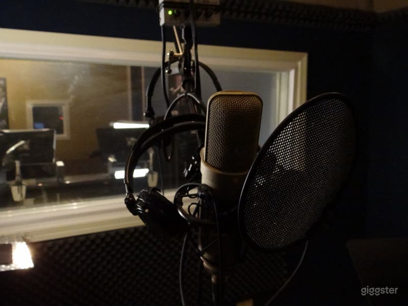 Spacious state of the art Recording Studio Photo 4
