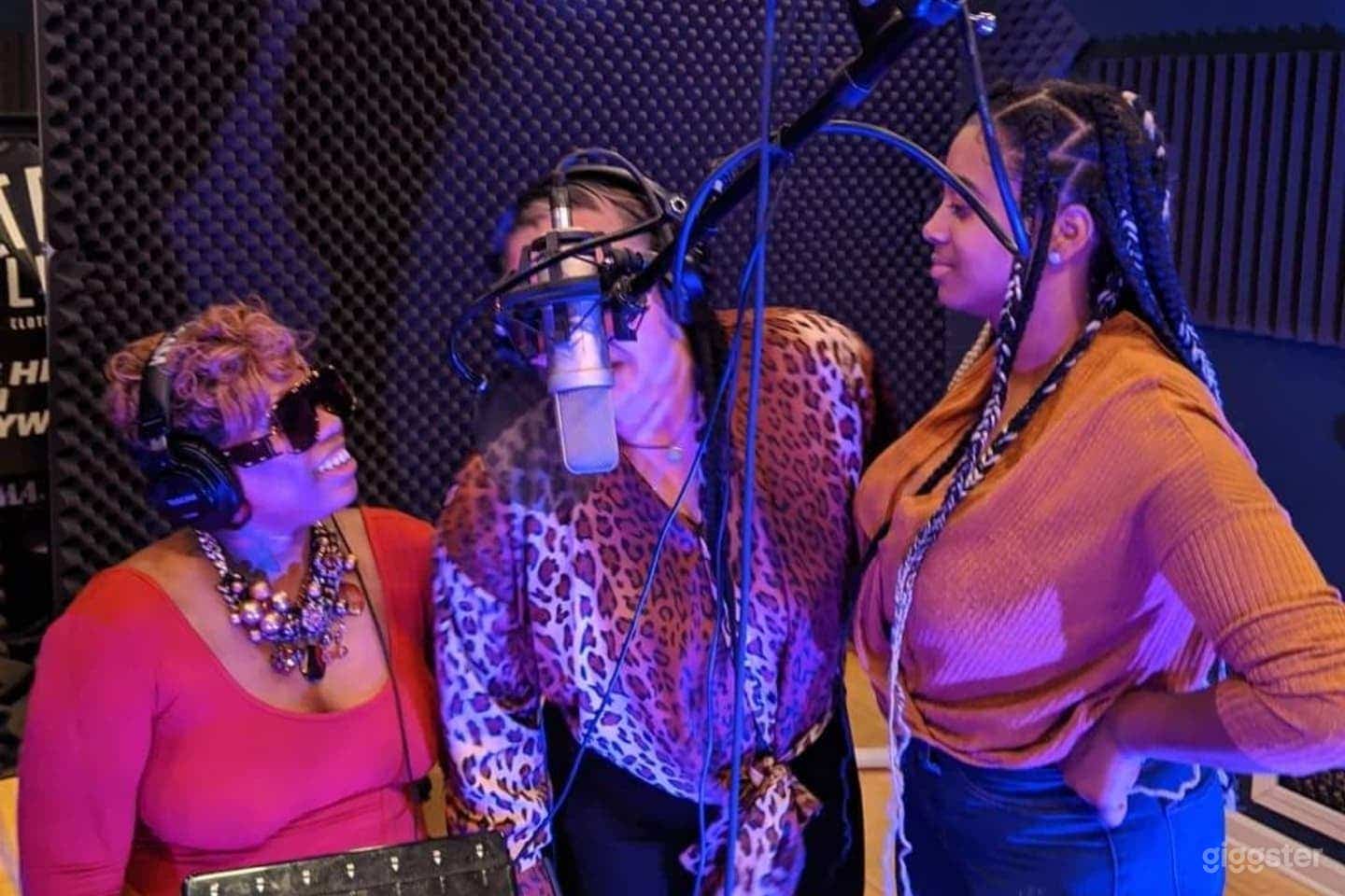 Spacious state of the art Recording Studio Photo 3