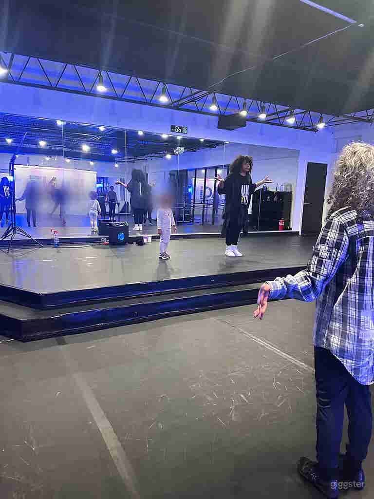  Studio B - Dance Studio with Windows for Natural Lighting 