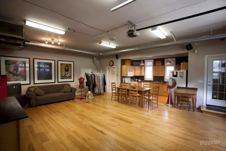  Unique Photography Studio In Leaside 