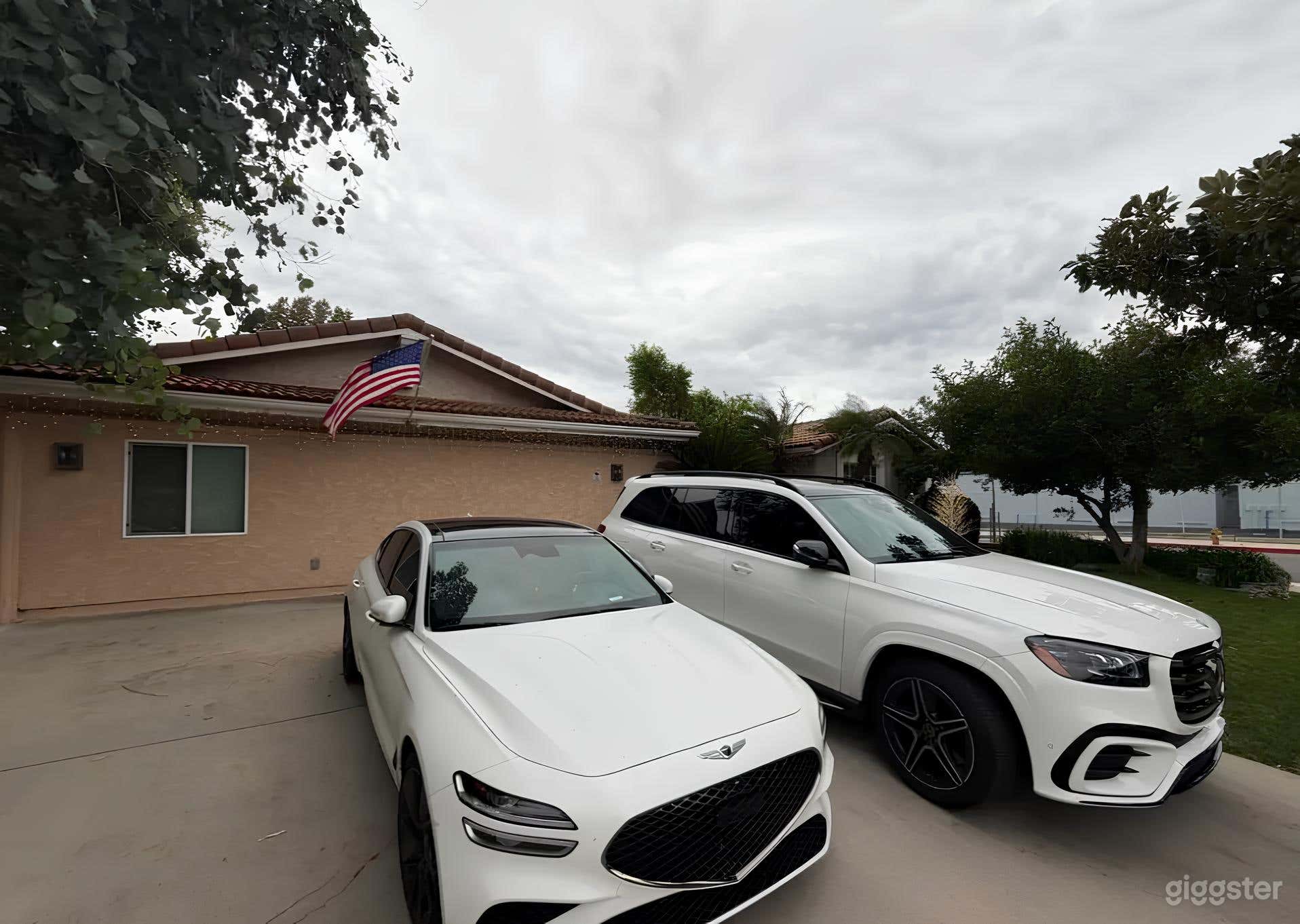 Versatile Northridge House Photo 1