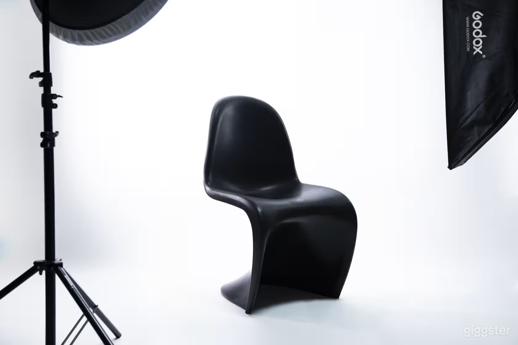 Photography and Film Studio Warehouse Photo 3