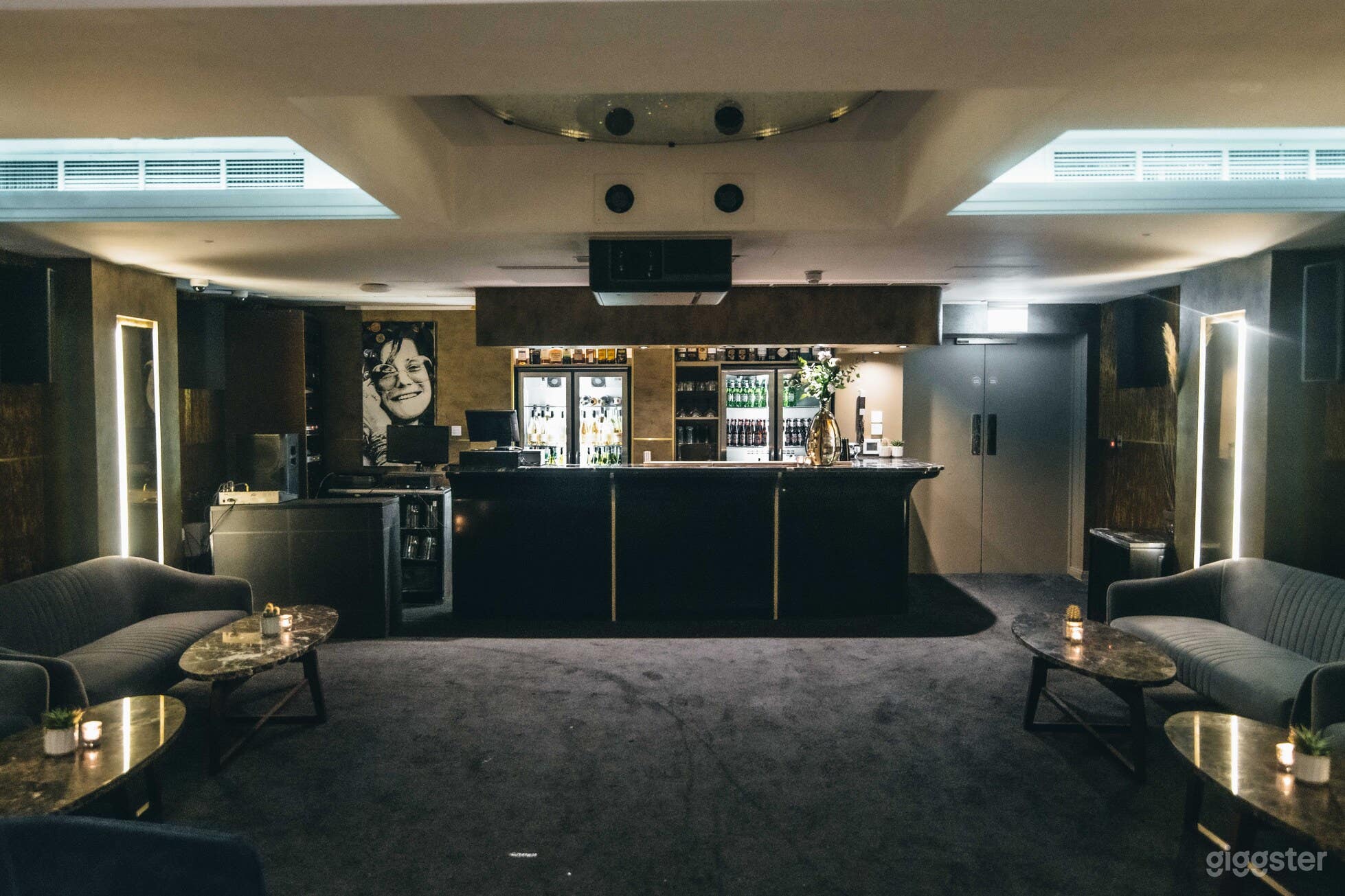 Cinema Bar in Soho Photo 4