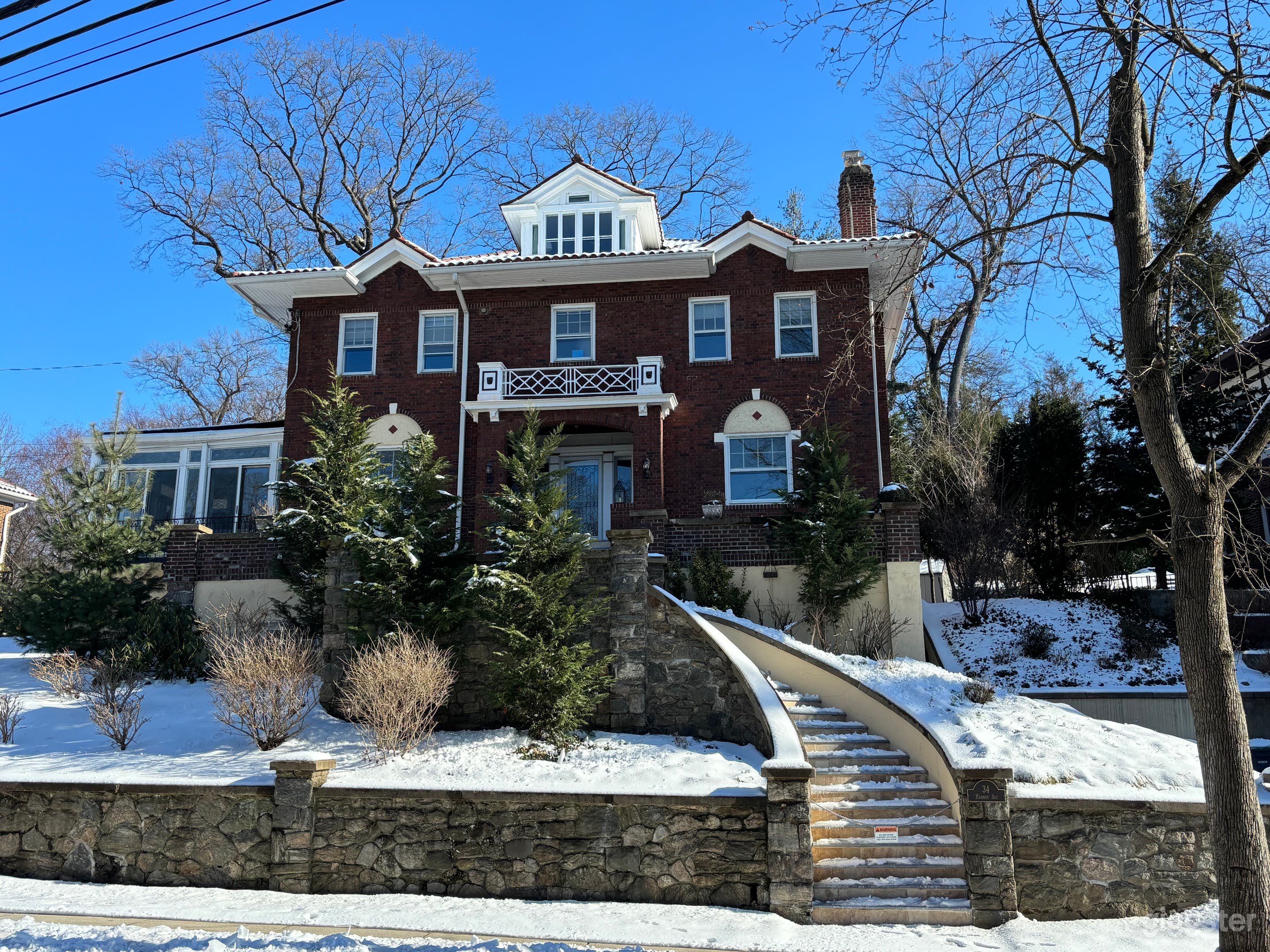 Historical Colonial in Pelham NY Photo 3