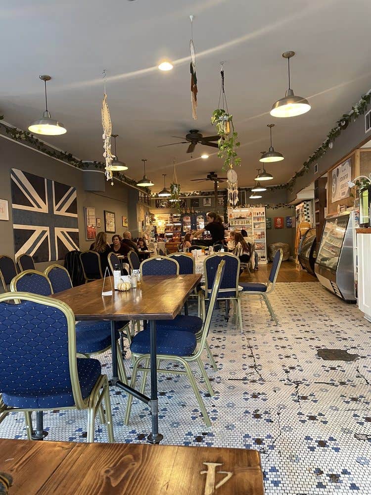 Tea House with Modern and Casual Feel Photo 3