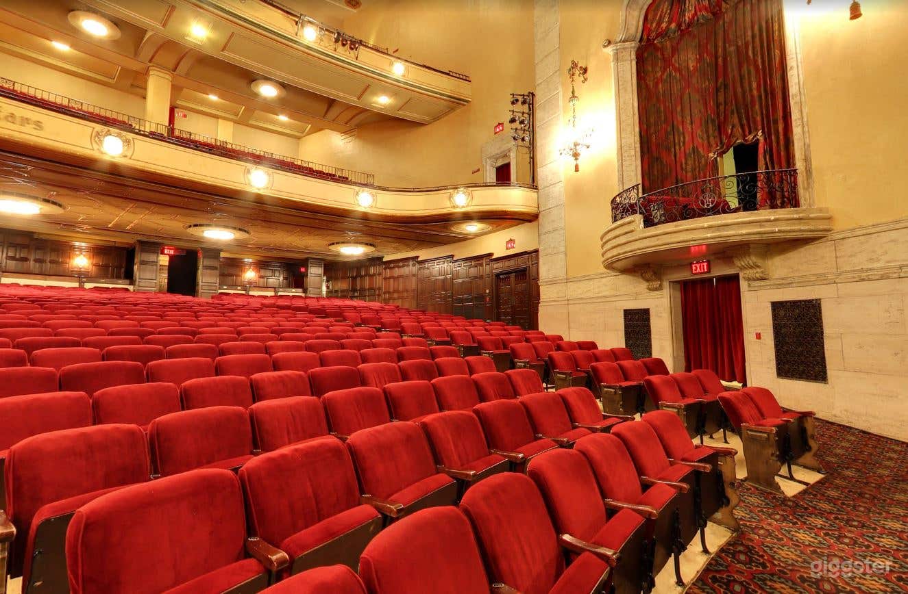 MAIN HALL &amp; LOBBY Photo 4