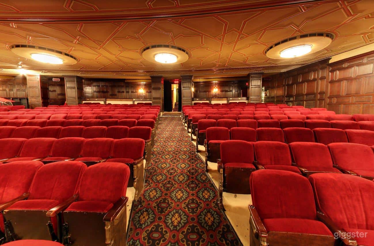 MAIN HALL &amp; LOBBY Photo 3