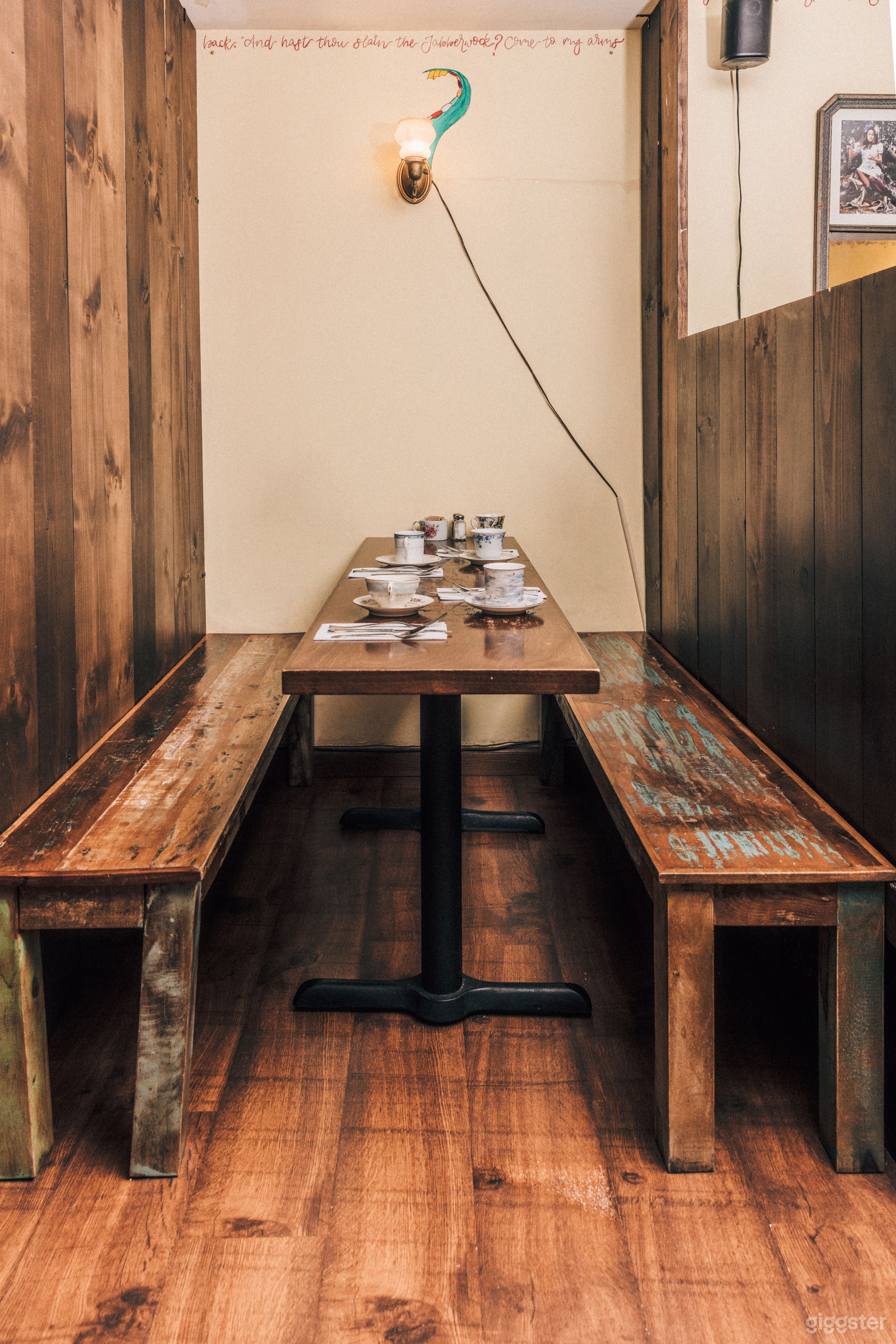 Alice's Tea Cup Photo 3