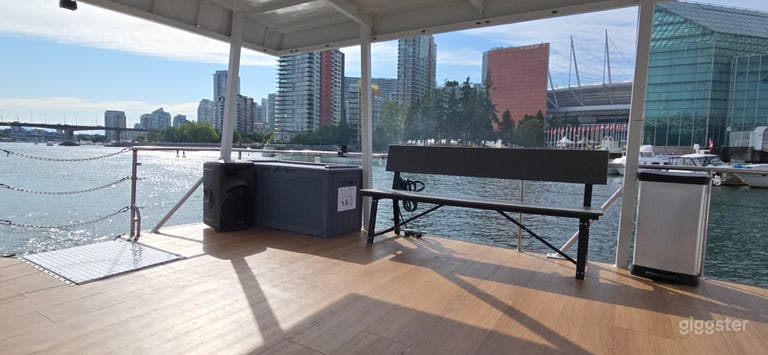  Comfortable Private Party Boat In Vancouver Fales Creek 