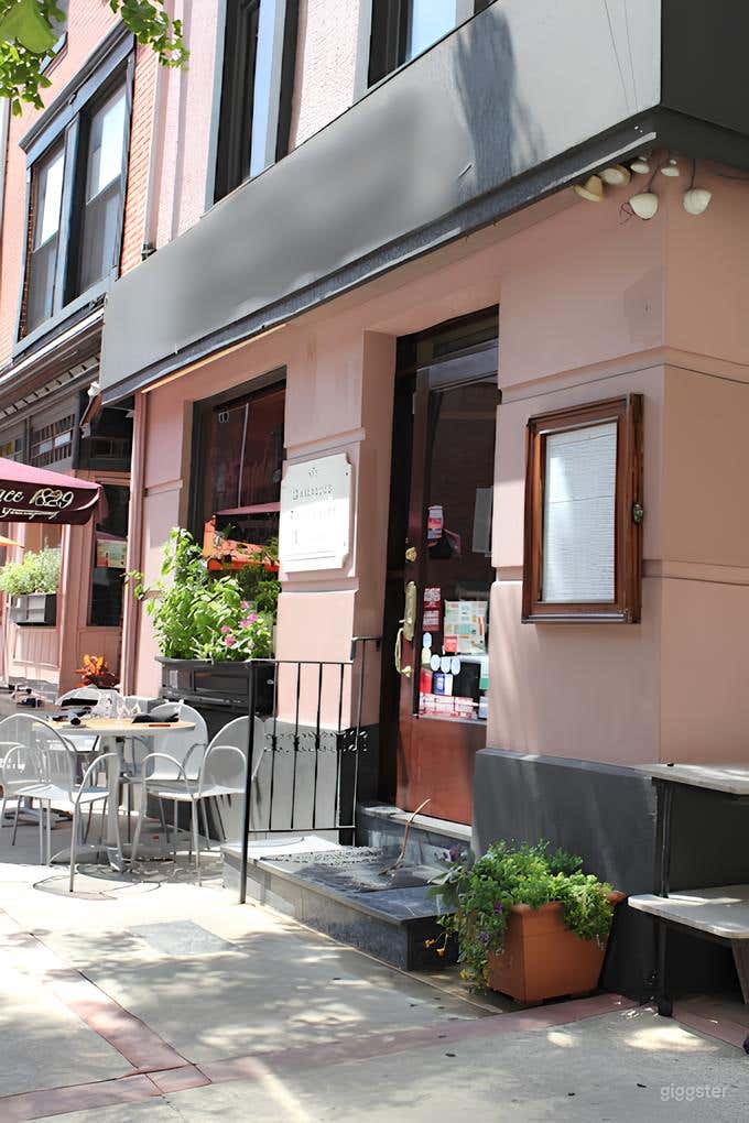 Vibrant Alley for Italian Dining Experience Photo 4