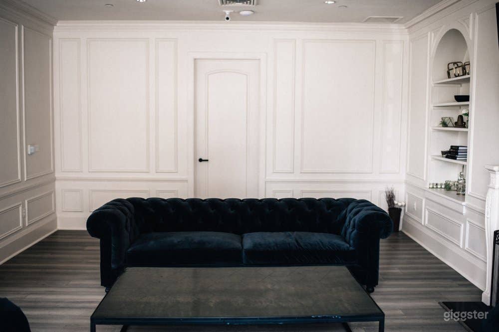 Blue and White themed Executive Lounge Room Bar in Birmingham Photo 2