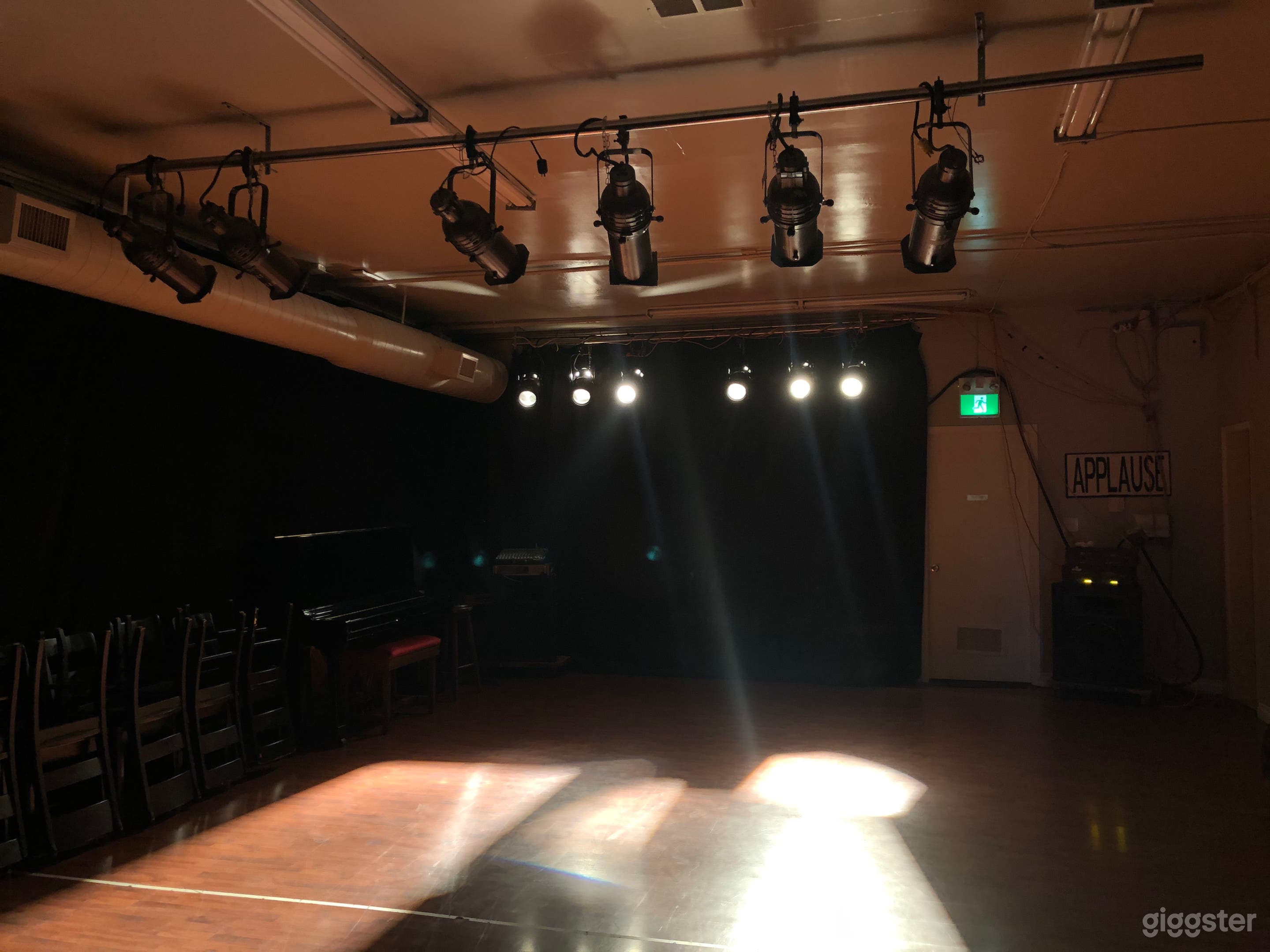 Workshop And Theatre Space Photo 2