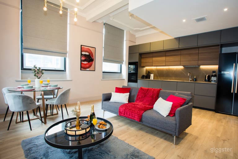  2 Bed 2 Bath | Retro-Modern Apartment with High Ceilings 