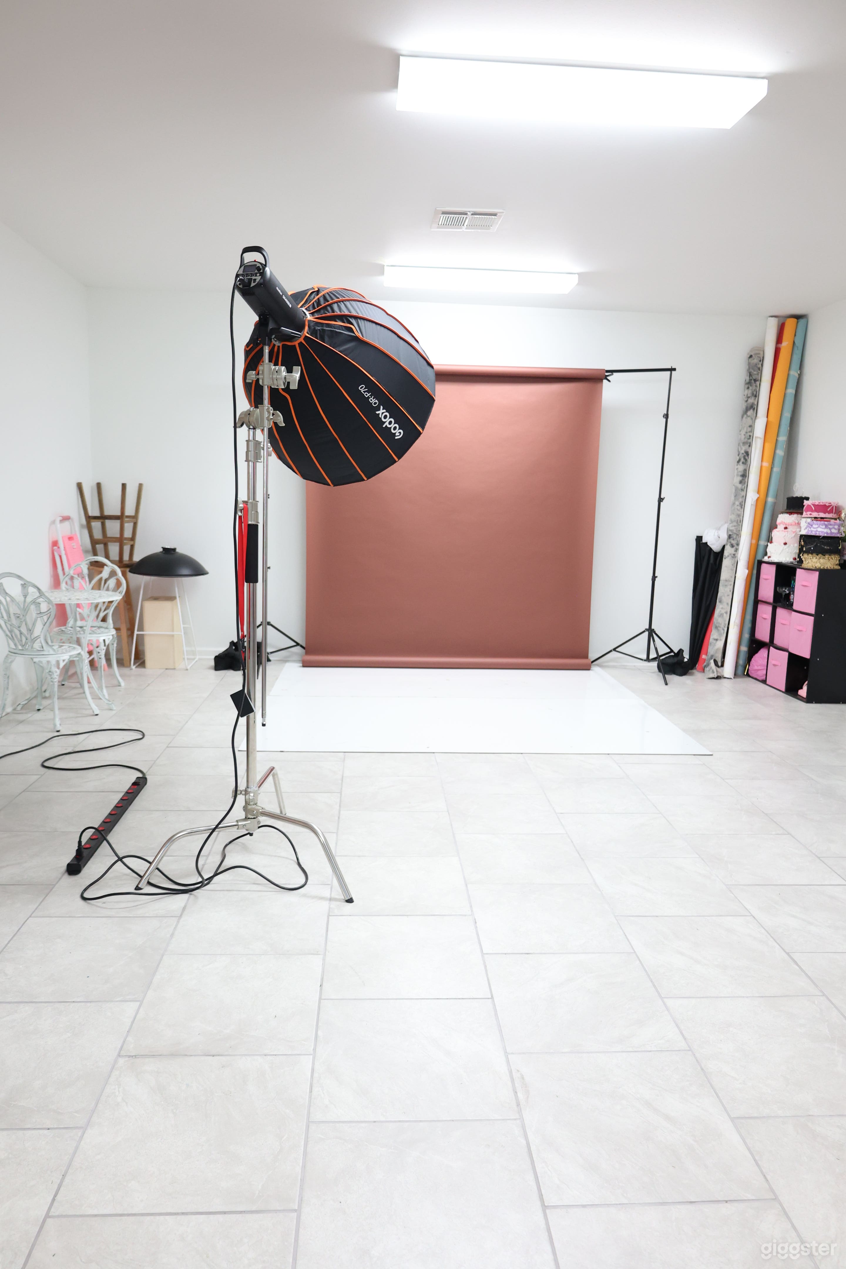 Luxury Photography Studio Photo 1