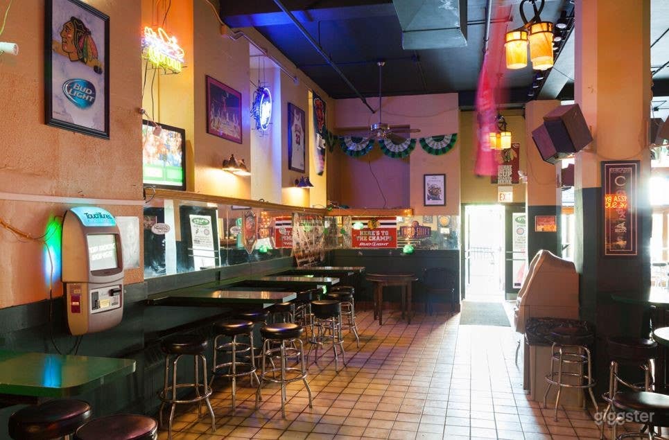 O'Neil's on Wells Photo 4