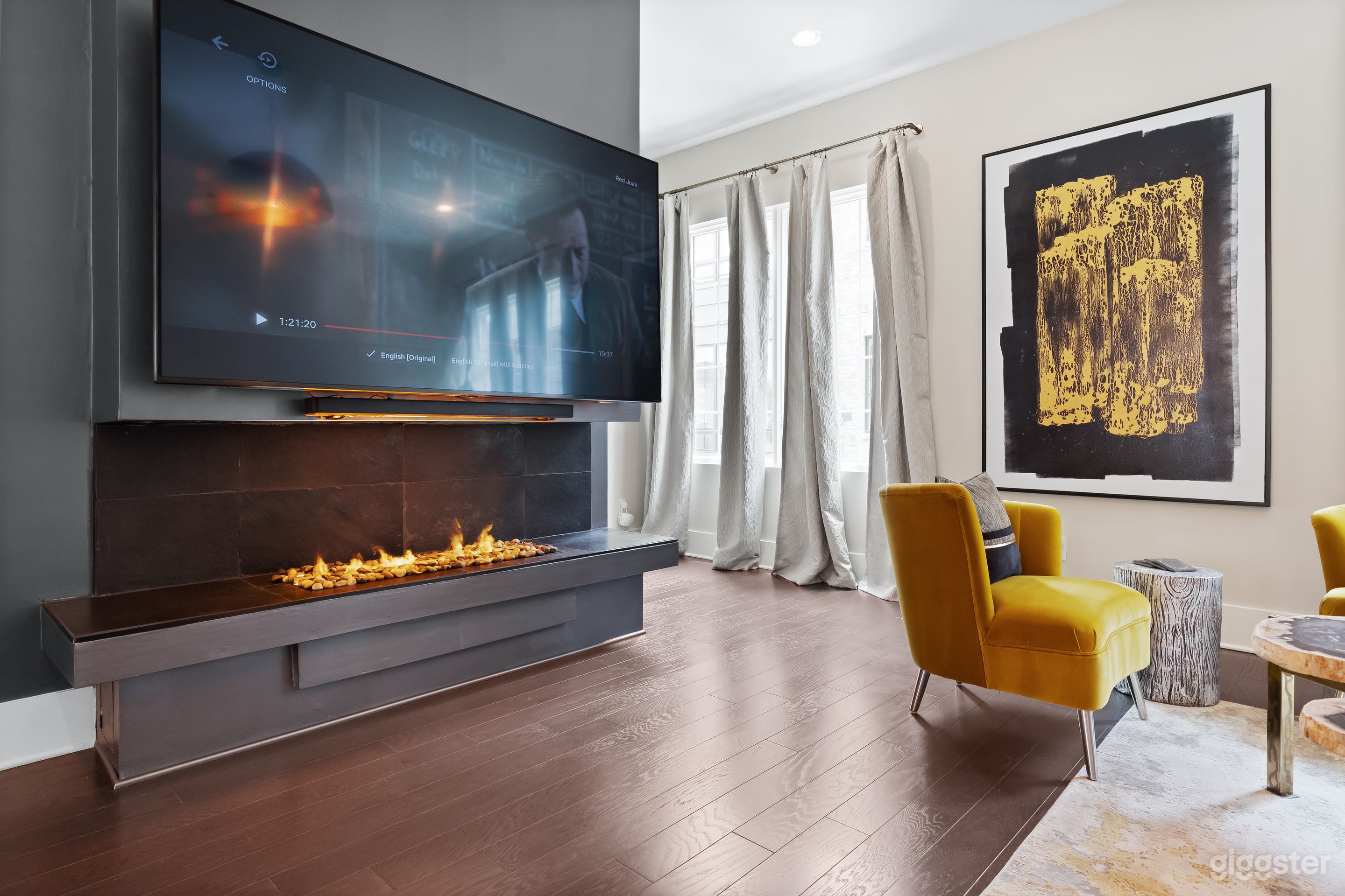 Film-Ready Townhome w/ Skyline Views – Steps from Photo 1