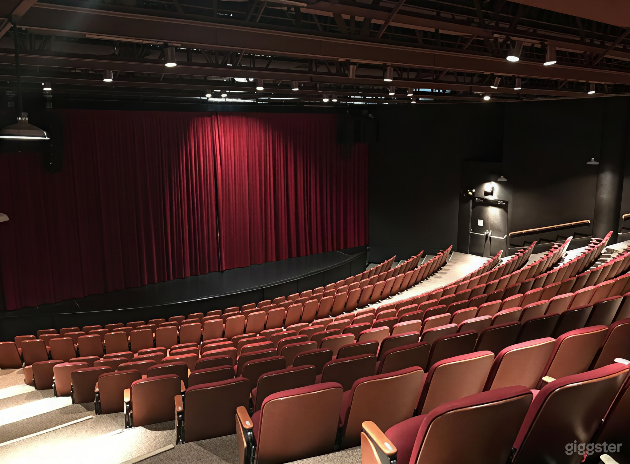 Versatile Performance Theatre Photo 3
