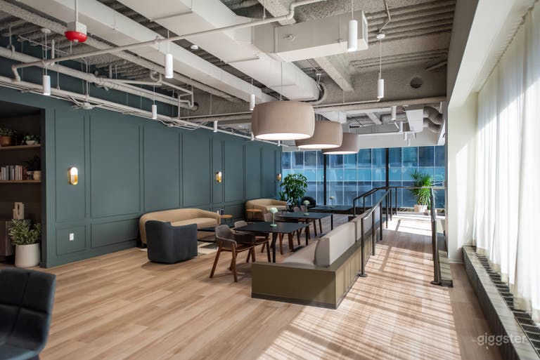  Stylish Lounge for Receptions, Mixers, & Workshops 