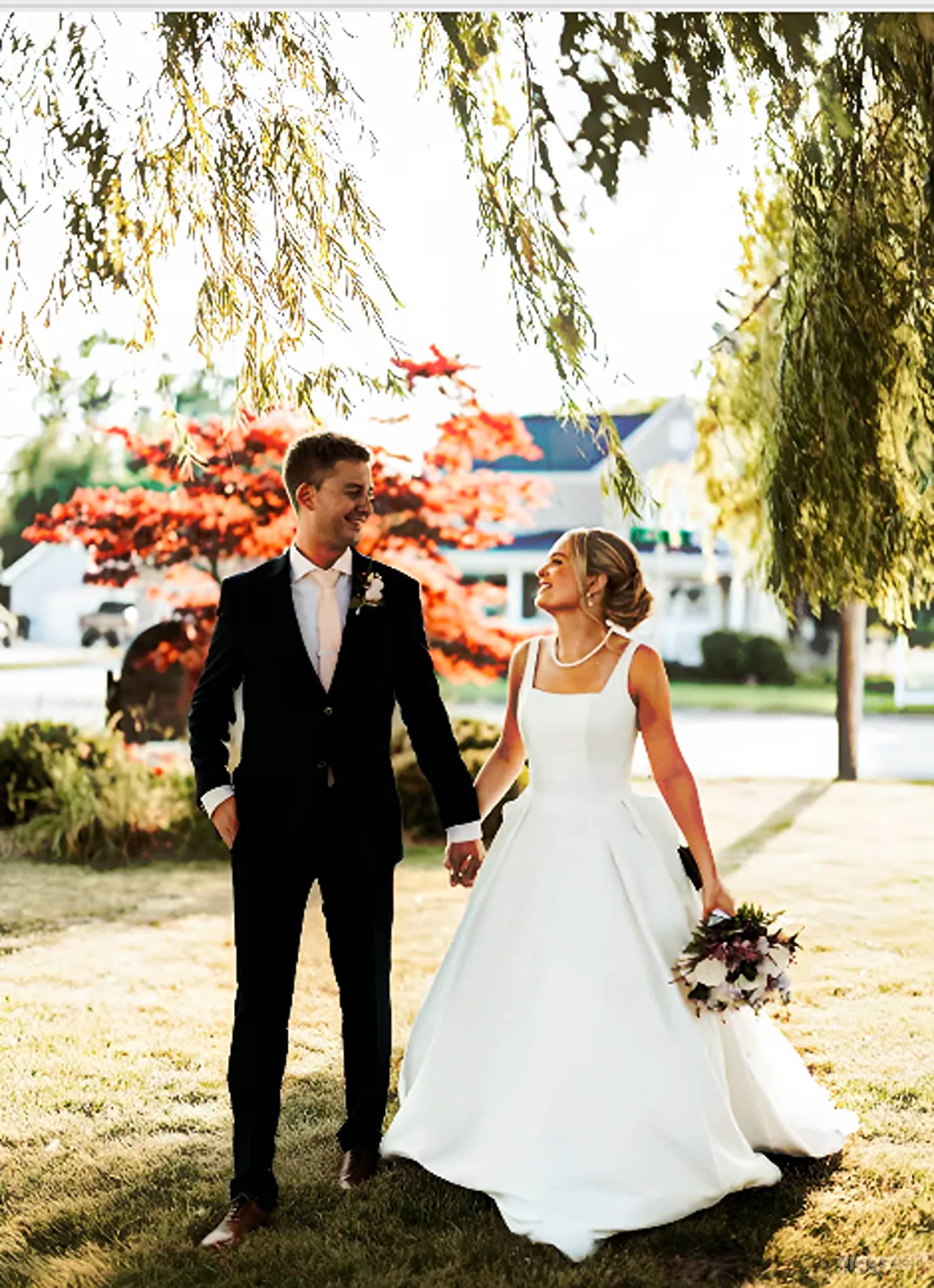 Charming Wraparound Patio & Classic Estate Lawn for Events Photo 3