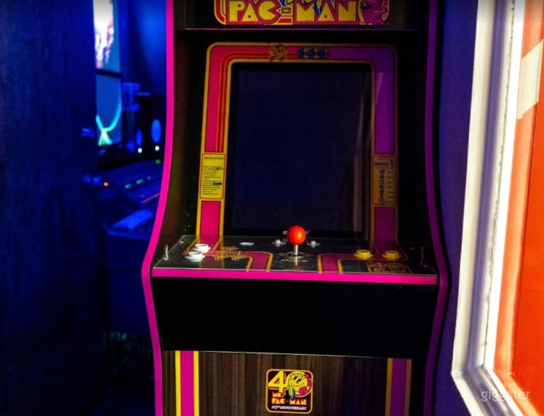  Luxurious Recording Room in Atlanta 