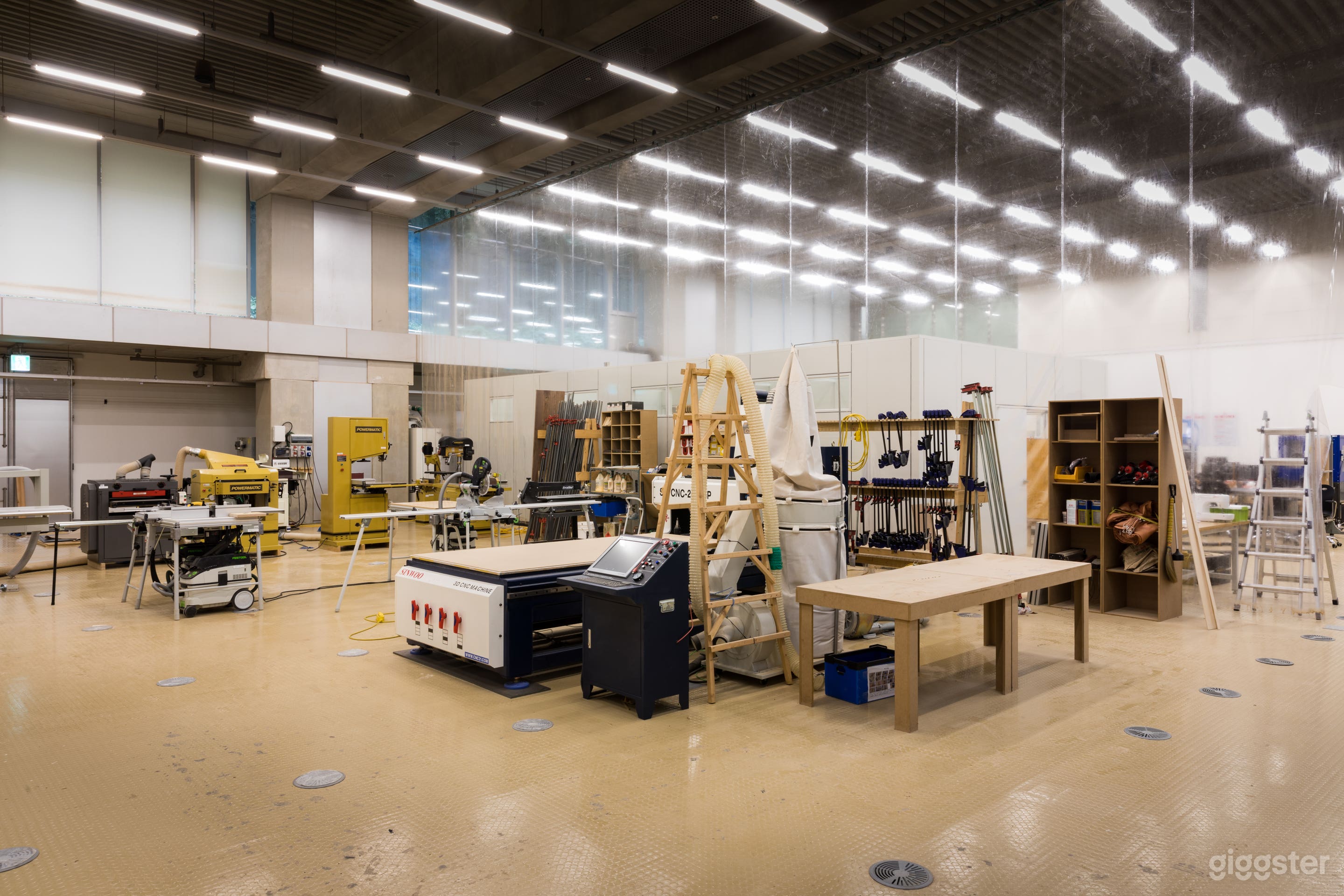 Optimal Space for creation and production Photo 3