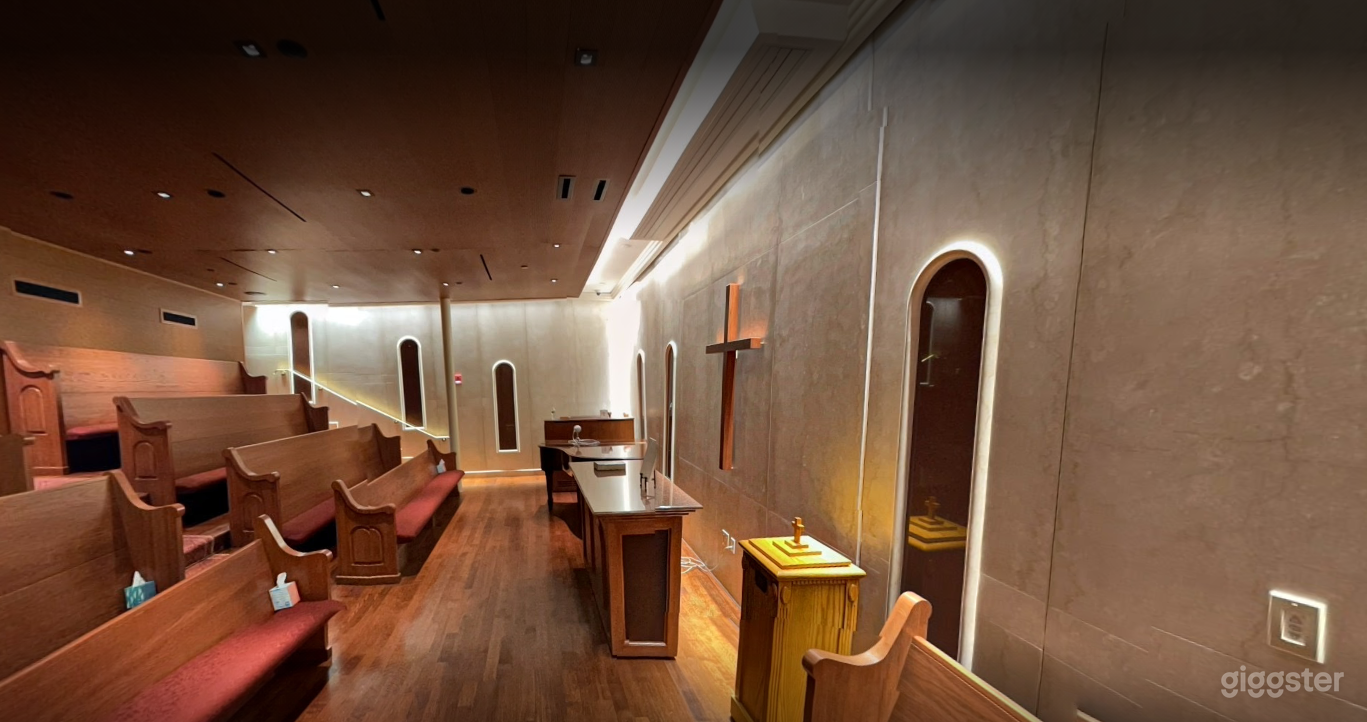 The Chapel: Peaceful Space in New York Photo 4