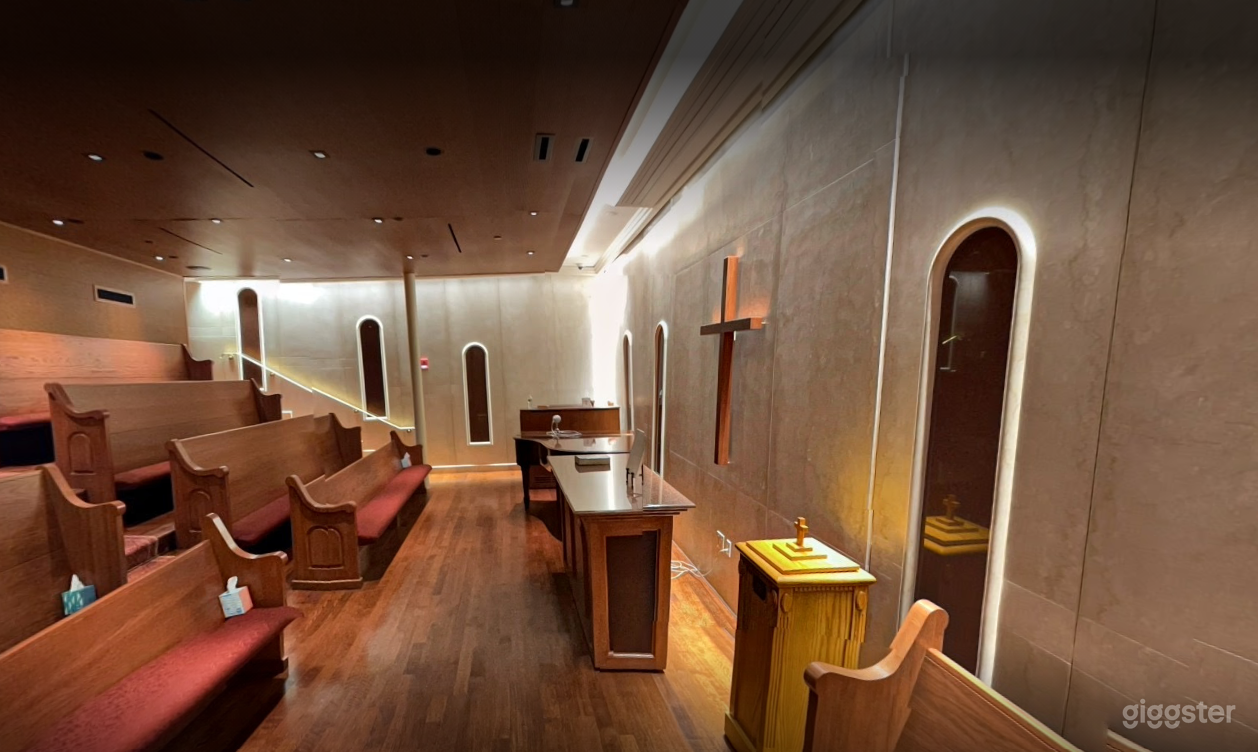 The Chapel: Peaceful Space in New York Photo 2