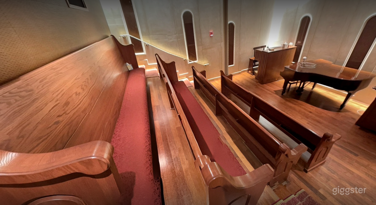  The Chapel: Peaceful Space in New York 